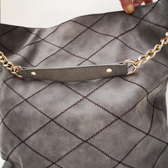 BCBG tote bag - Picture 2 of 5